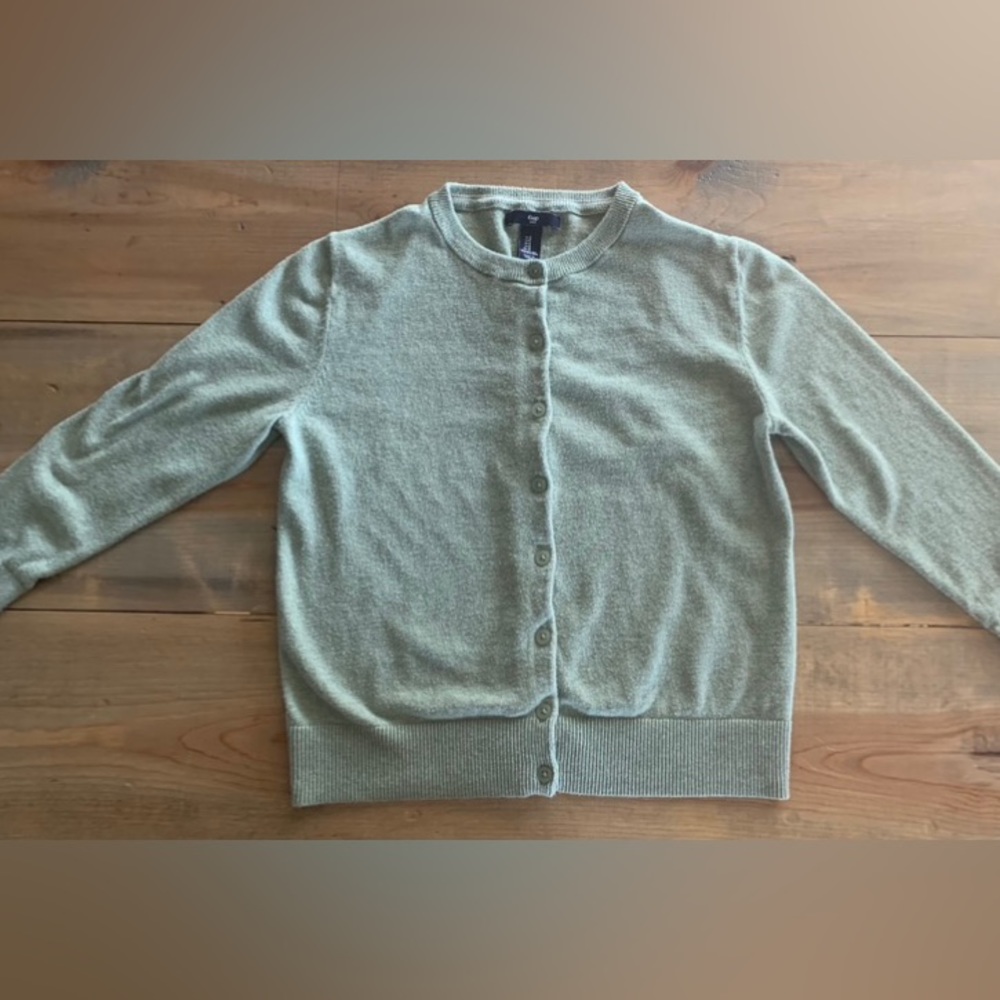 Women’s Small, Gap, Very Soft Sweater/Cardigan, Light Green, Like New